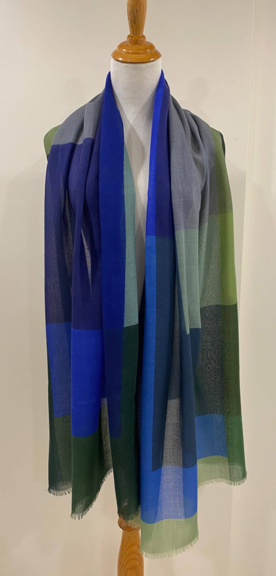 Albers-Inspired Scarf