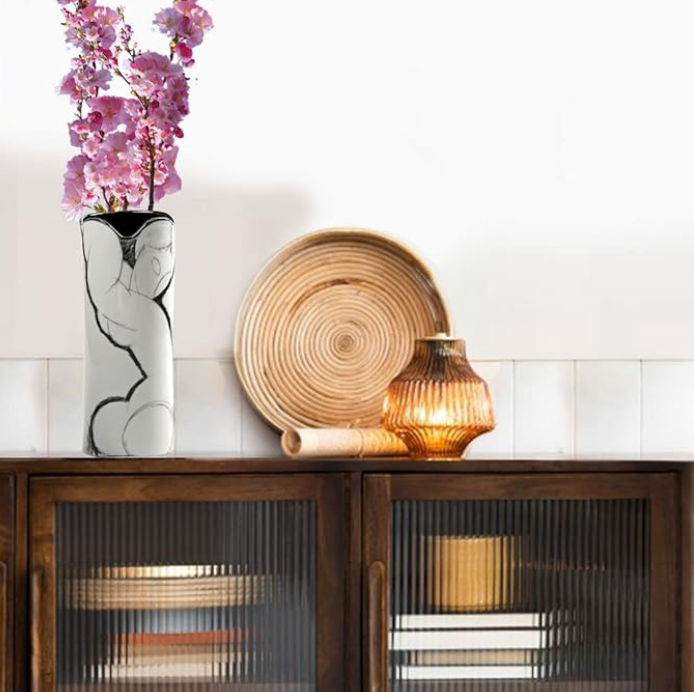 Modigliani Vase