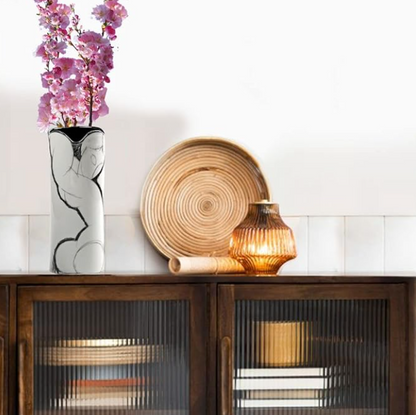 Modigliani Vase